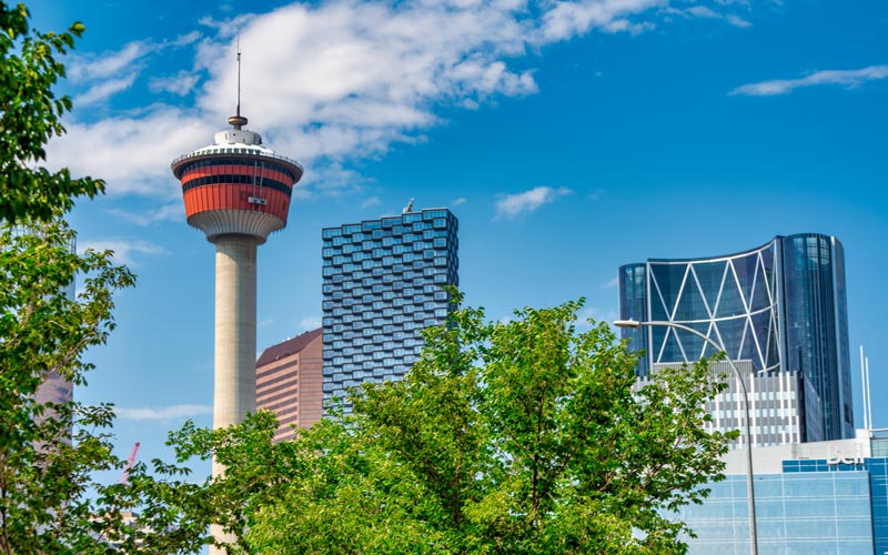 Calgary, AB skyline